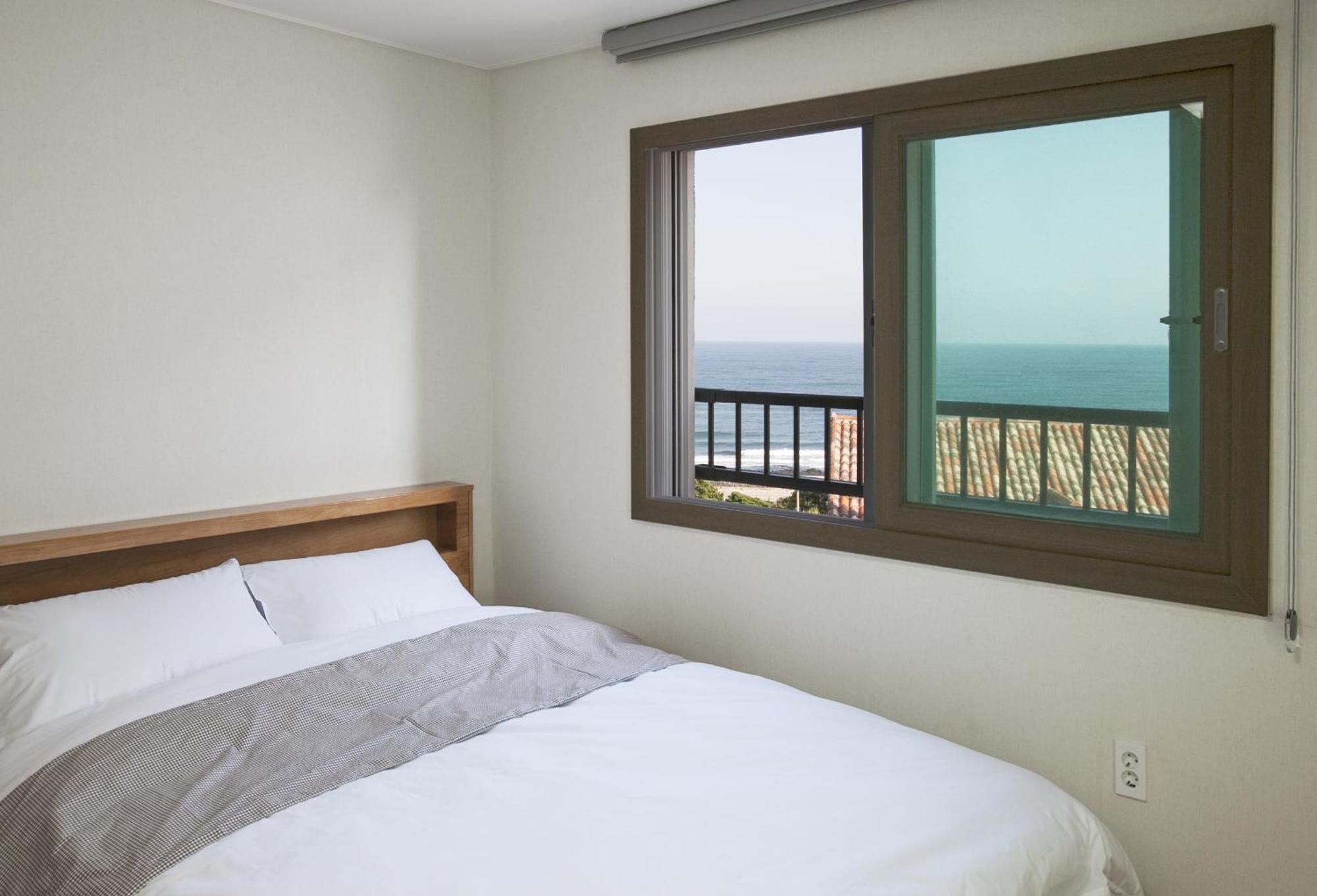 Jeju Aria Pension Екстериор снимка