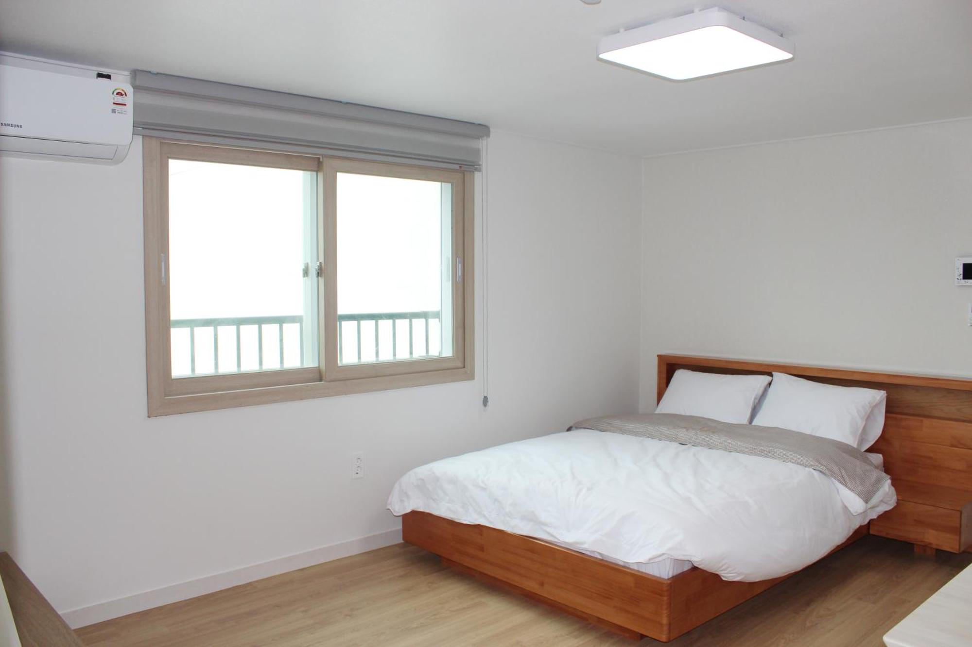 Jeju Aria Pension Екстериор снимка